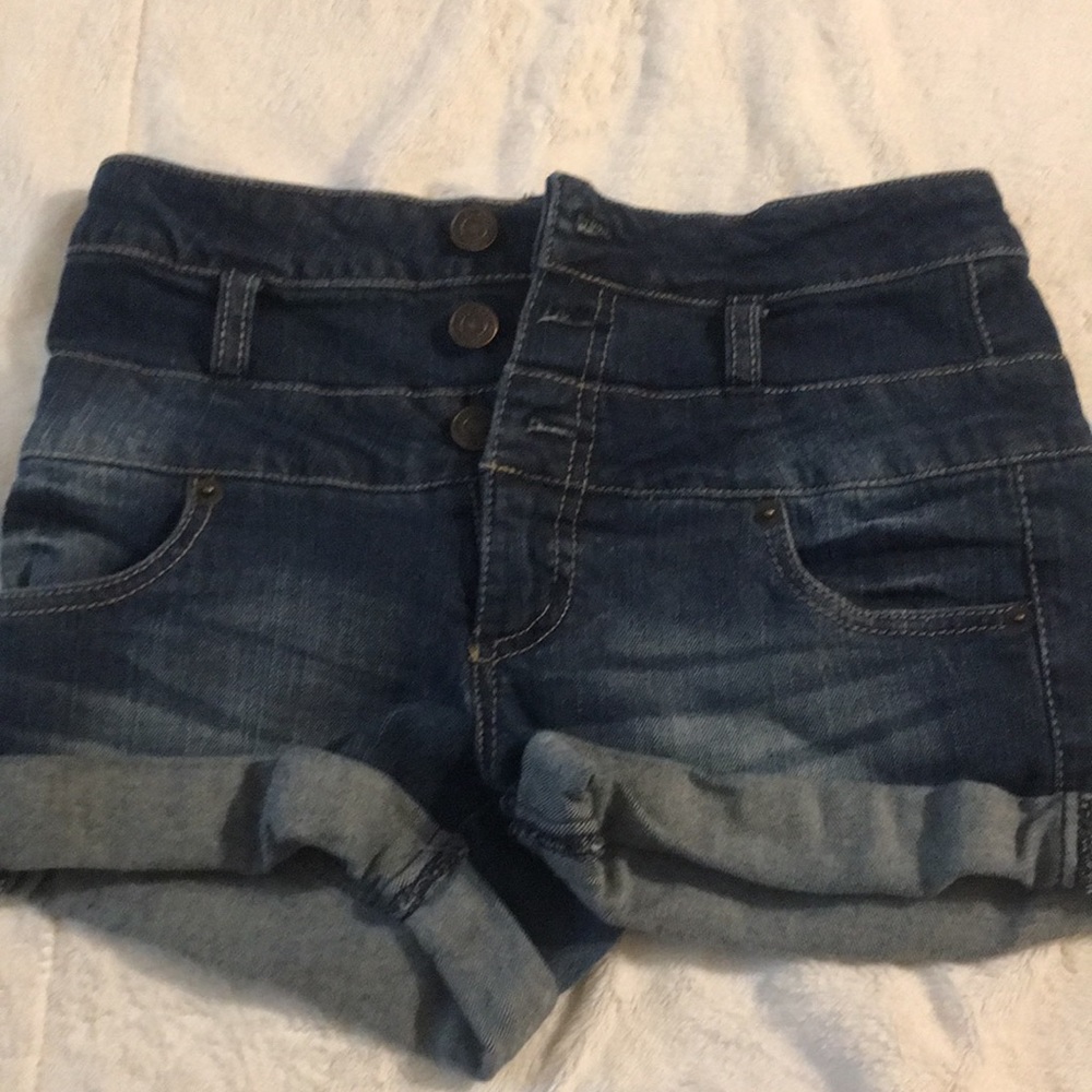 Button up blue Jean shorts mossimo sz 3